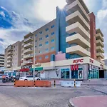 Calm And Elegant Apartment Near Yas Island