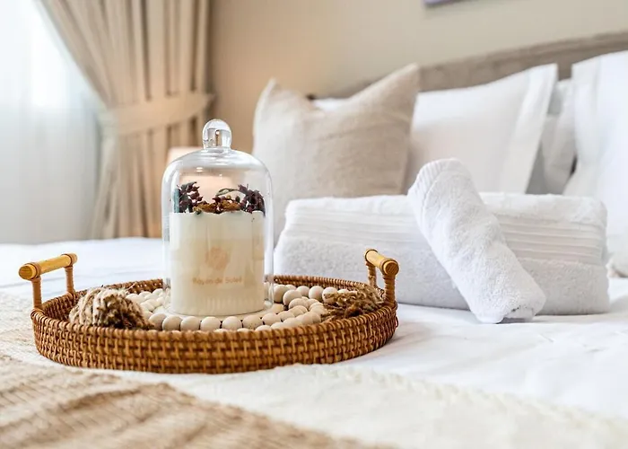 Calm And Elegant Apartment Near Yas Island