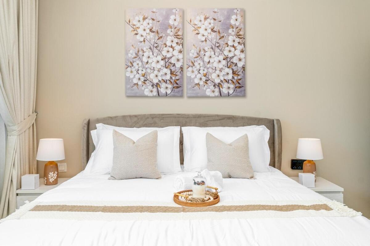 Calm And Elegant Near Yas Island Abu Dhabi