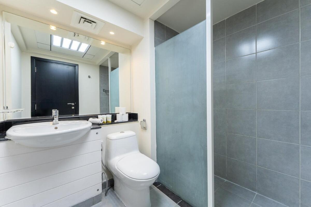 Calm And Elegant Near Yas Island Apartment Abu Dhabi