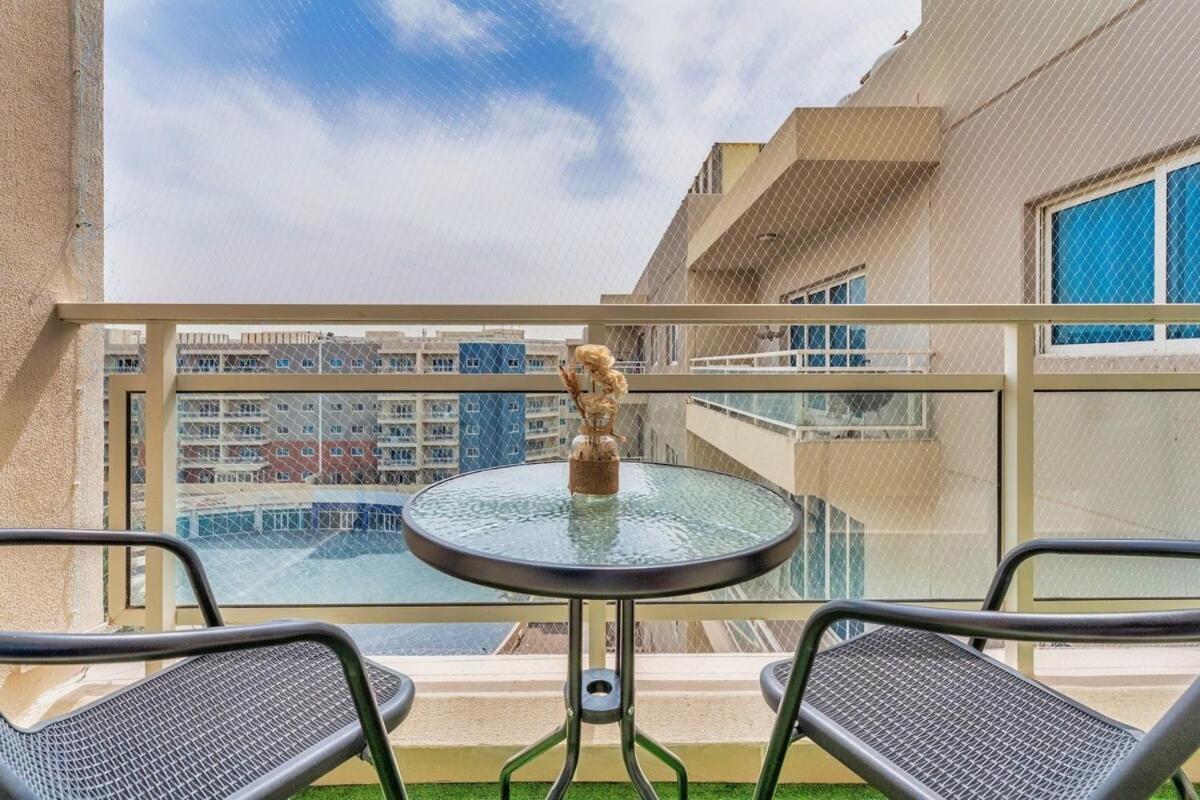 Apartment Calm And Elegant Near Yas Island