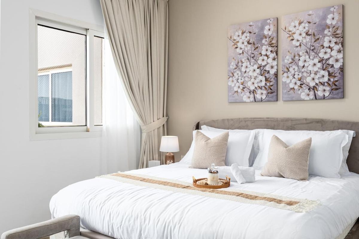Apartment Calm And Elegant Near Yas Island