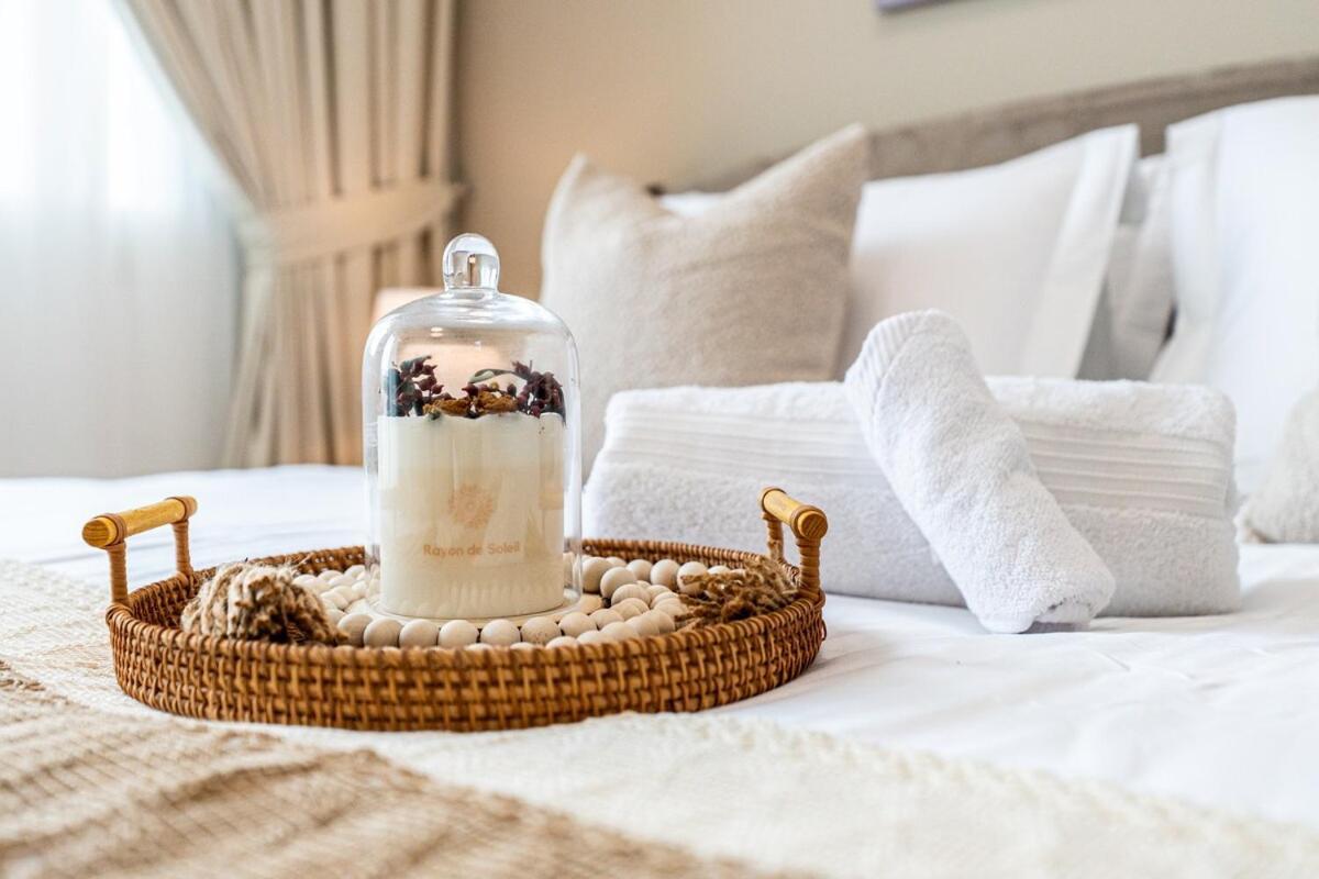 Apartment Calm And Elegant Near Yas Island
